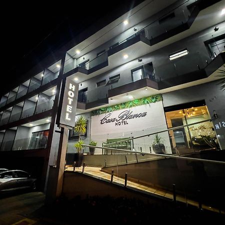 Hotel Casablanca Санта-Барбара-д'Уэсти Экстерьер фото