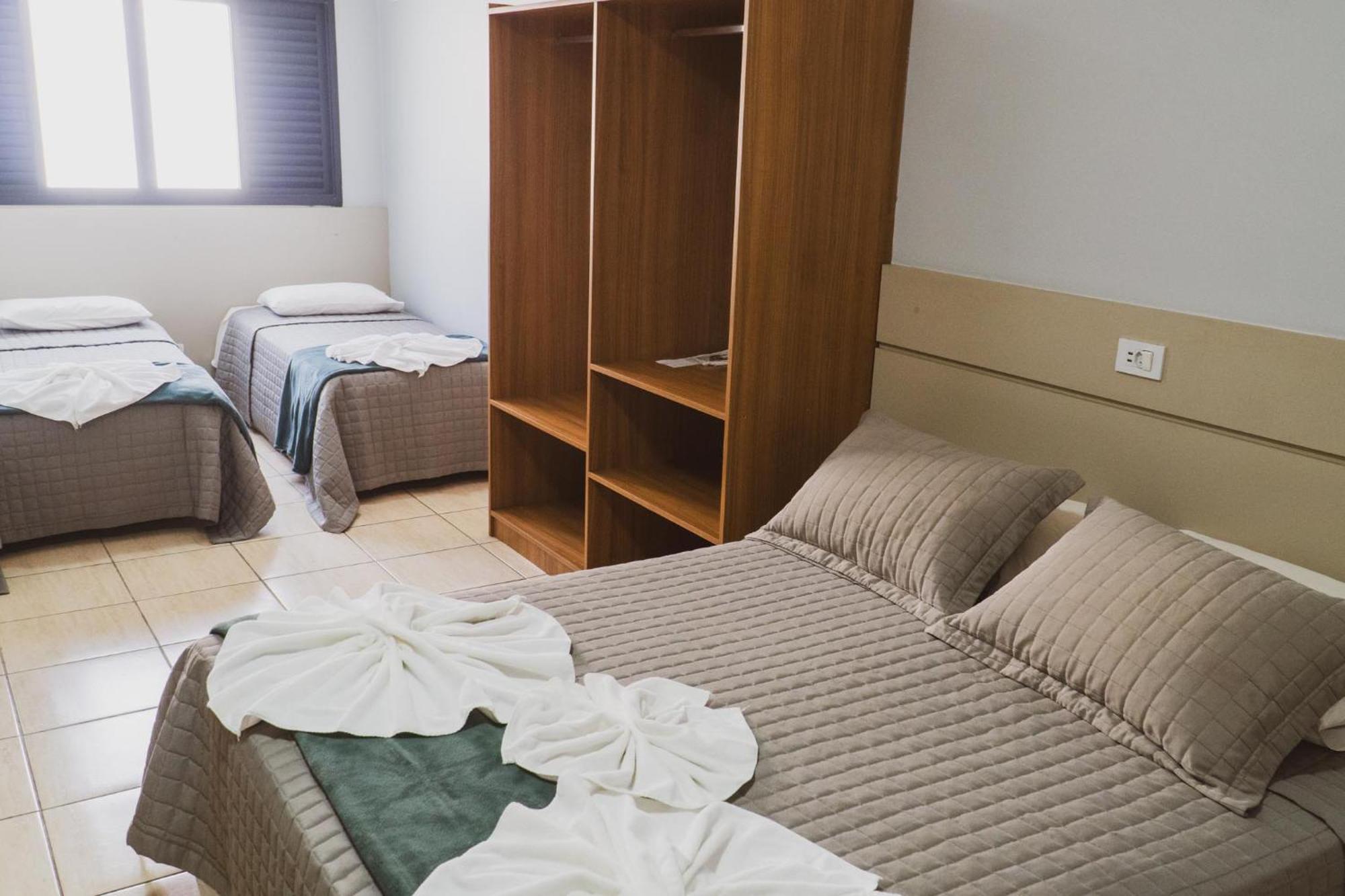 Hotel Casablanca Санта-Барбара-д'Уэсти Экстерьер фото